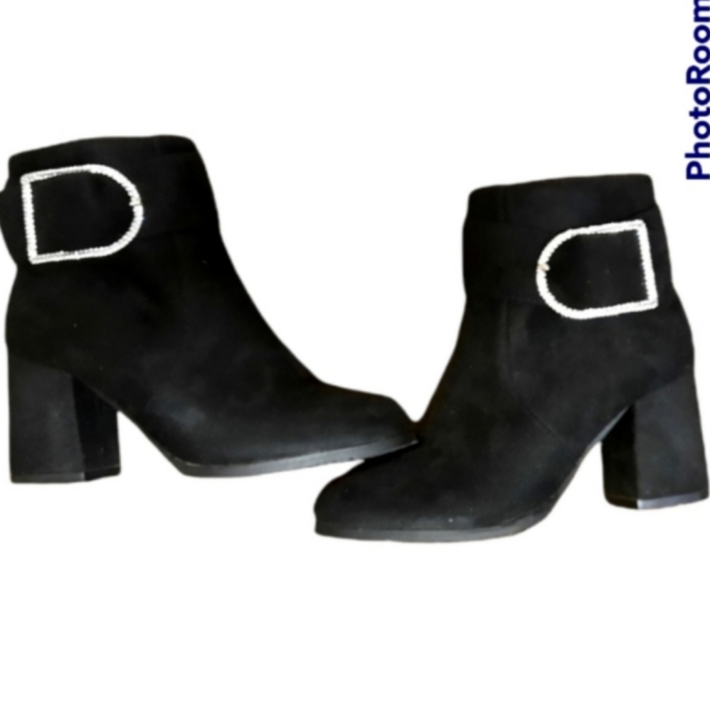 Dream Pairs Booties - Picture 3 of 4